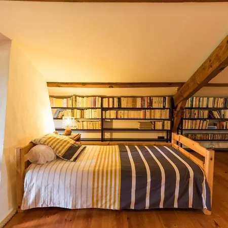 Maison De Mordoit