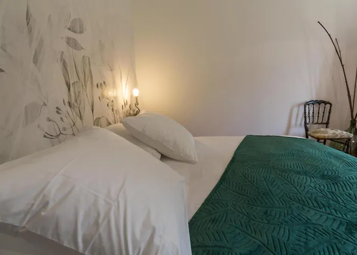 Maison De Mordoit Feriehus *