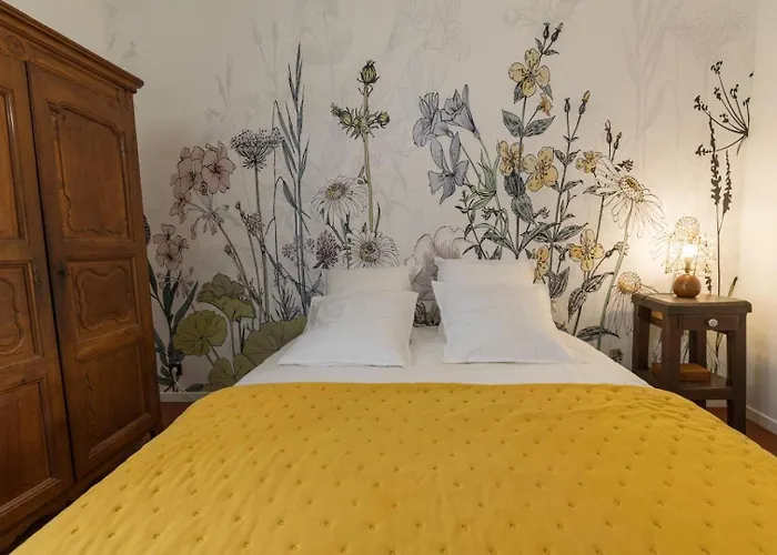 Feriehus Maison De Mordoit