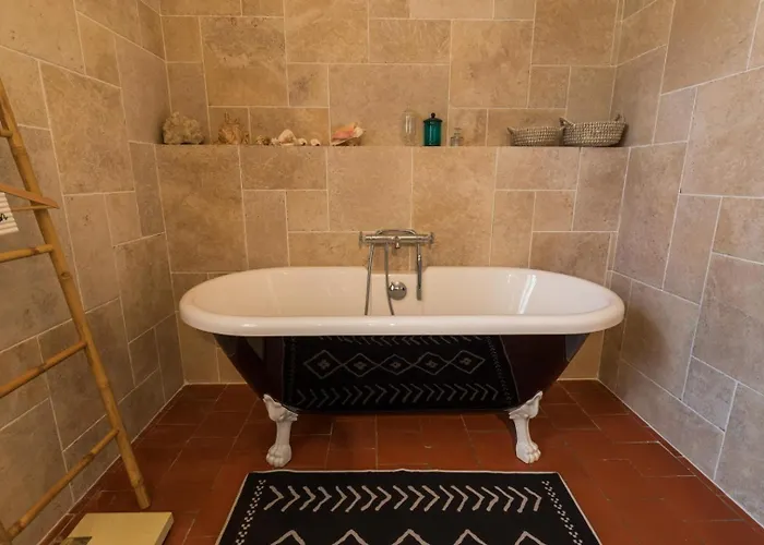 Feriehus Maison De Mordoit *