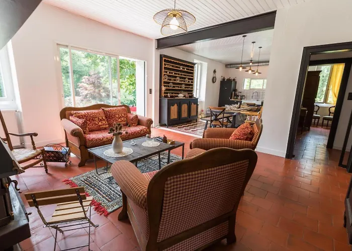 Feriehus Maison De Mordoit